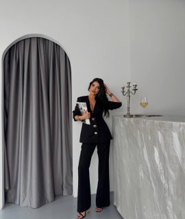 BLAZER SET WITH GOLDEN BUTTONS – BLACK